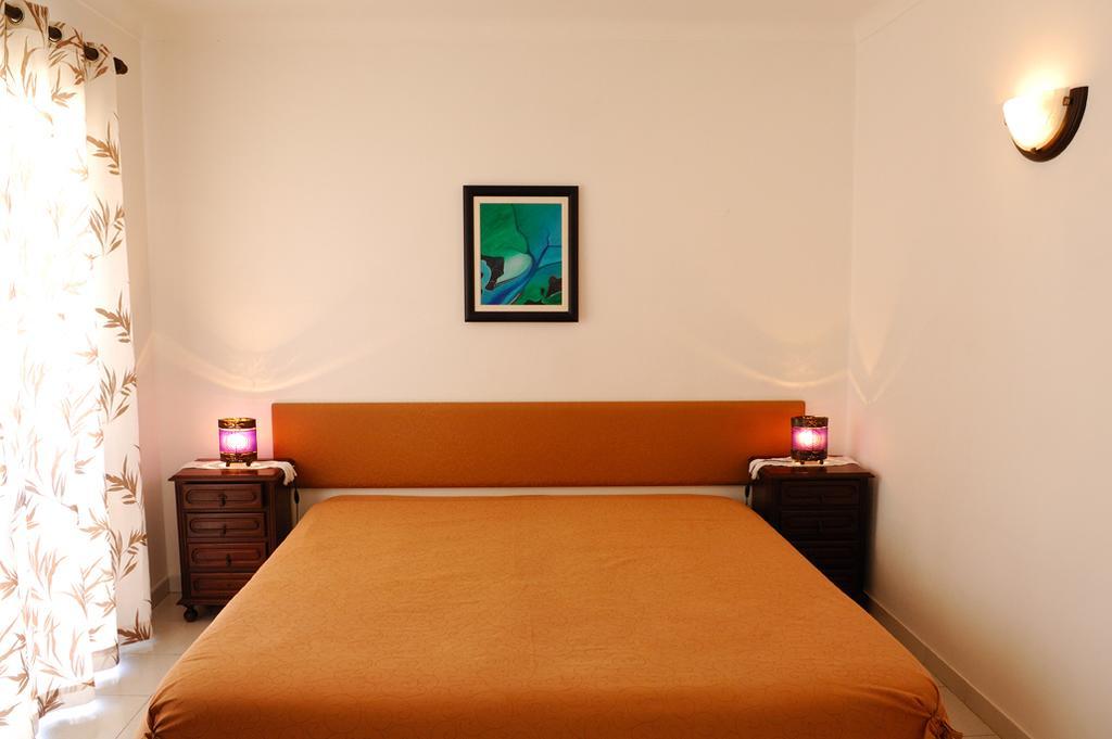 Guesthouse A Lareira Aljezur Habitación foto
